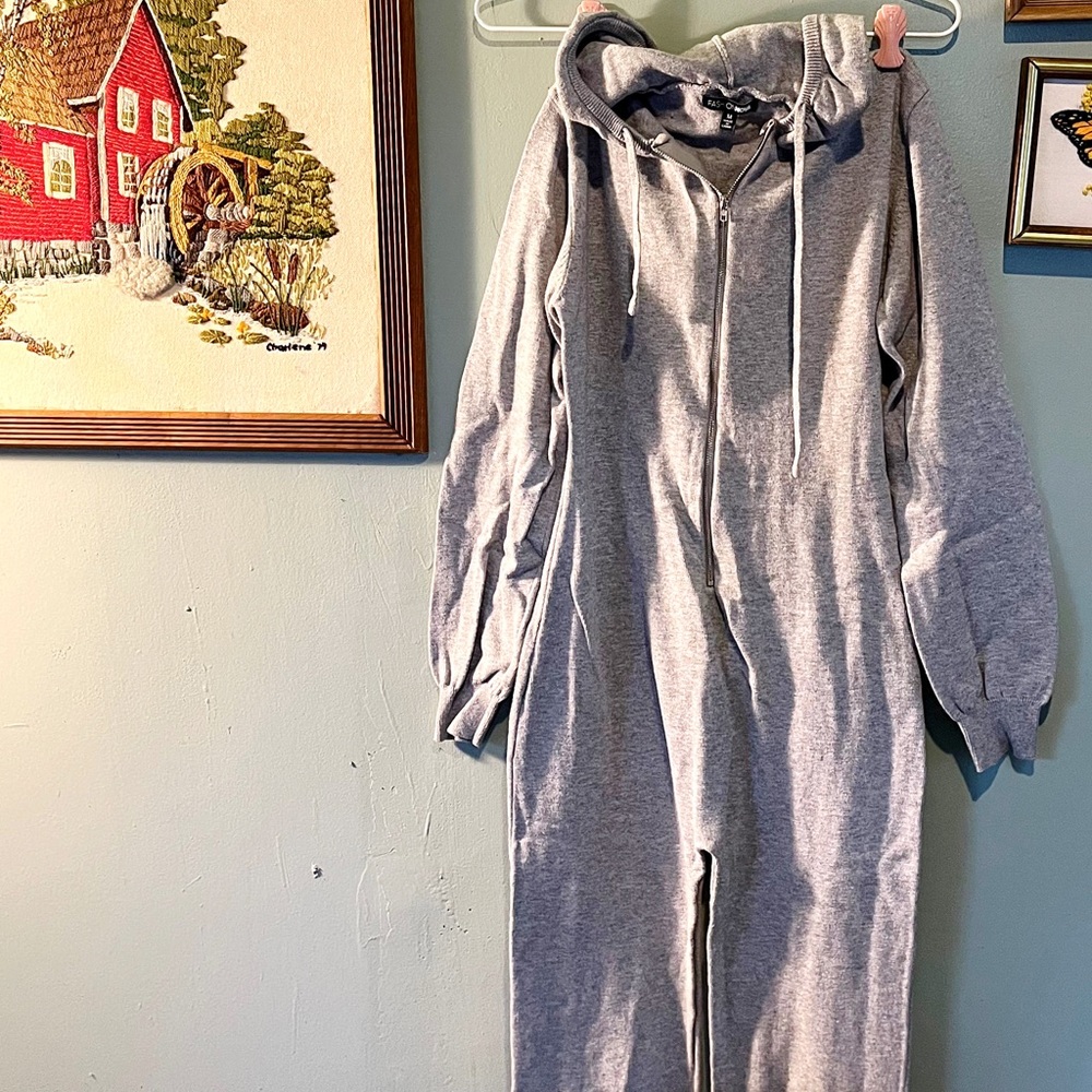 FASHION NOVA comfy jumpsuit